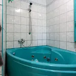 Zsuzsa Apartmanhaz