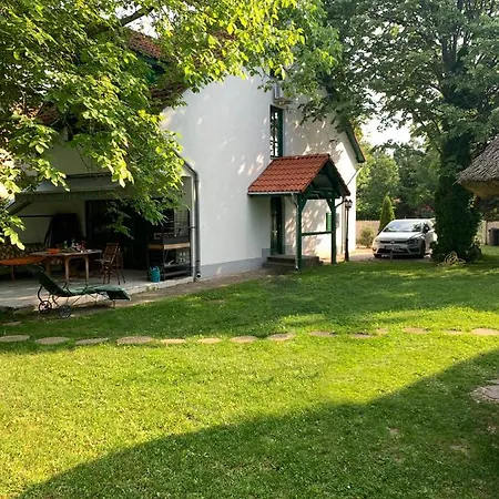 펜션 Zsuzsa Apartmanhaz *