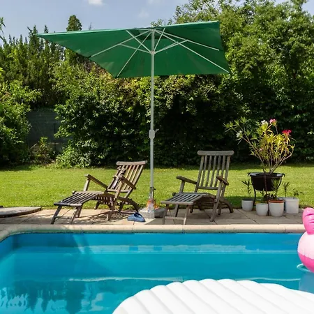 Zsuzsa Apartmanhaz Semesterbostad Sukoró