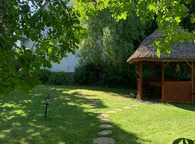 Semesterbostad Zsuzsa Apartmanhaz