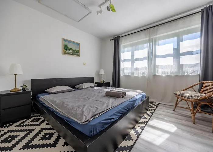 Zsuzsa Apartmanhaz * Sukoró